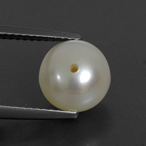 Perla naturale crema da 3,90 ct, sfera / palla, opaco