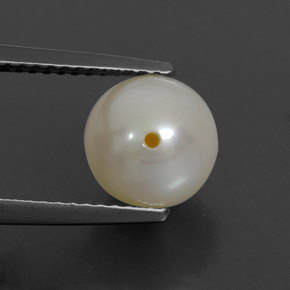Perla Color crema naturale da 3.82 ct, Sfera, Opaco