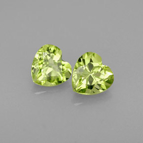 Peridoto naturale verde da  ct, a forma di cuore, VS