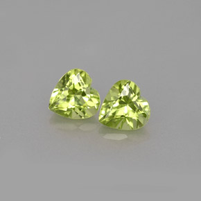 Peridoto naturale verde da  ct, a forma di cuore, VS