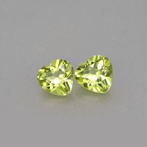 Peridoto naturale verde da  ct, a forma di cuore, VS