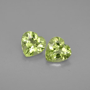 Peridoto naturale verde da  ct, a forma di cuore, VVS-VS
