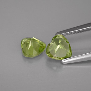 Peridoto naturale verde da  ct, a forma di cuore, VS