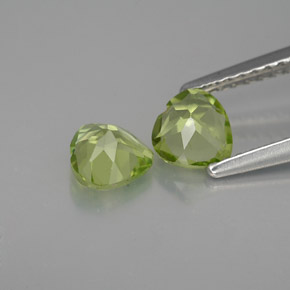Peridoto naturale verde da  ct, a forma di cuore, VS
