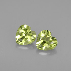 Peridoto naturale verde da  ct, a forma di cuore, VS