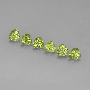 Peridoto naturale verde da  ct, a forma di cuore, VS