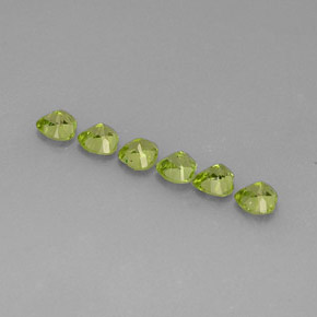 Peridoto naturale verde da  ct, a forma di cuore, VS