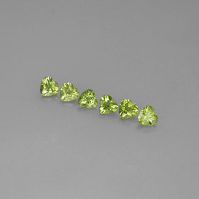 Peridoto naturale verde da  ct, a forma di cuore, VS