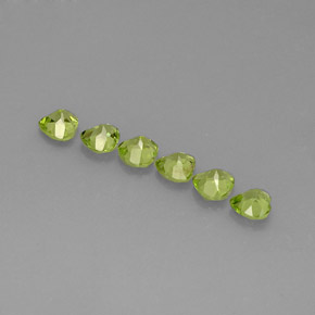 Peridoto naturale verde da  ct, a forma di cuore, VS