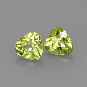 Peridoto naturale verde da  ct, a forma di cuore, VS