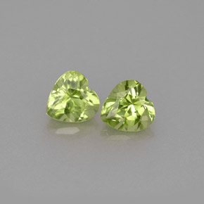 Peridoto naturale verde da  ct, a forma di cuore, VS