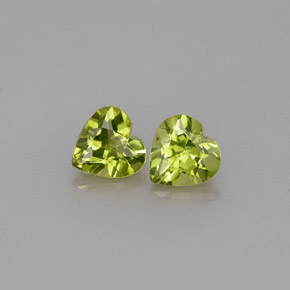 Peridoto naturale verde da  ct, a forma di cuore, VVS-VS