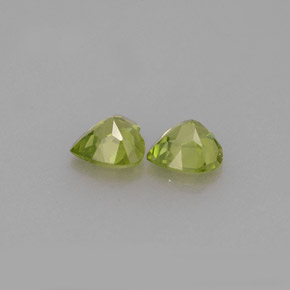 Peridoto naturale verde da  ct, a forma di cuore, VVS-VS