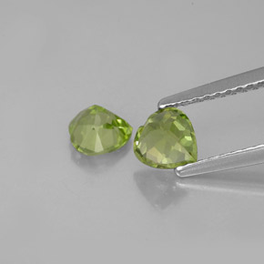 Peridoto naturale verde da  ct, a forma di cuore, VS