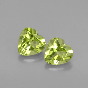Peridoto naturale verde da  ct, a forma di cuore, VS