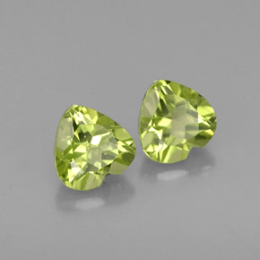 Peridoto naturale verde da  ct, a forma di cuore, VS