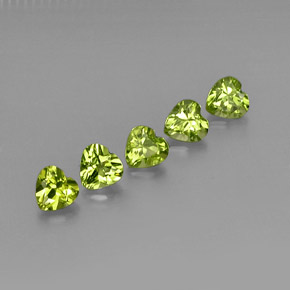 Peridoto naturale verde da  ct, a forma di cuore, VS