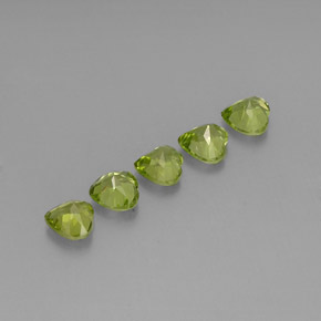 Peridoto naturale verde da  ct, a forma di cuore, VS