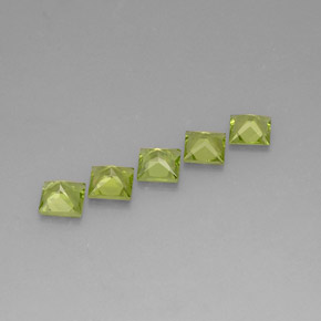 Peridoto naturale verde da  ct, quadrato, VS