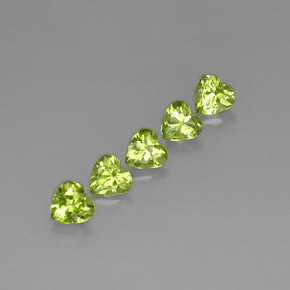 Peridoto naturale verde da  ct, a forma di cuore, VS