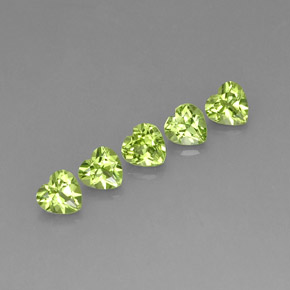 Peridoto naturale verde da  ct, a forma di cuore, VS