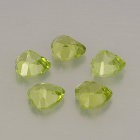 Peridoto naturale verde da  ct, a forma di cuore, VS
