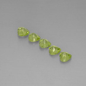 Peridoto naturale verde da  ct, a forma di cuore, VS