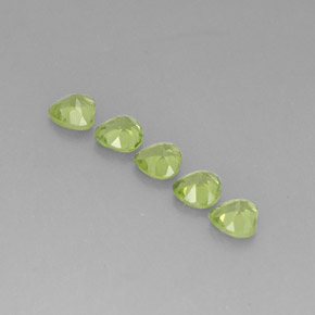 Peridoto naturale verde da  ct, a forma di cuore, VS