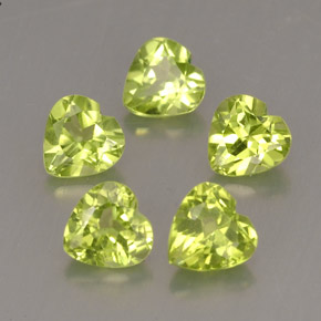 Peridoto naturale verde da  ct, a forma di cuore, VS