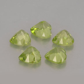 Peridoto naturale verde da  ct, a forma di cuore, VVS-VS