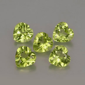Peridoto naturale verde da  ct, a forma di cuore, VVS-VS
