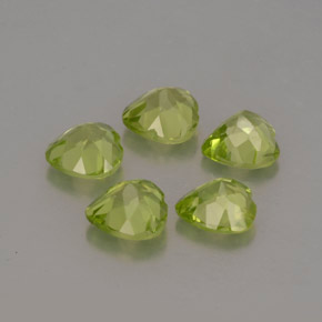 Peridoto naturale verde da  ct, a forma di cuore, VVS-VS