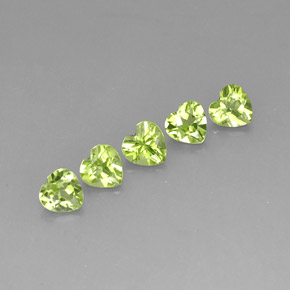 Peridoto naturale verde da  ct, a forma di cuore, VS