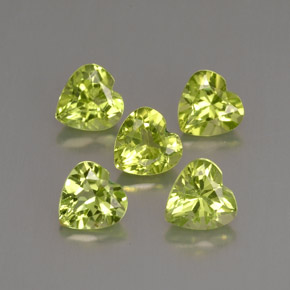 Peridoto naturale verde da  ct, a forma di cuore, VVS-VS