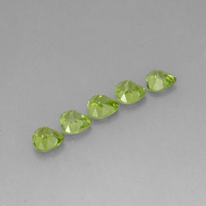 Peridoto naturale verde da  ct, a forma di cuore, VVS-VS