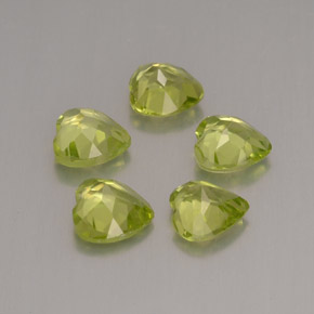 Peridoto naturale verde da  ct, a forma di cuore, VVS-VS