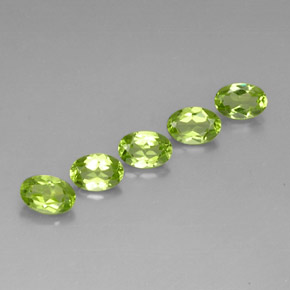 Peridoto naturale verde da  ct, taglio ovale, VS