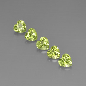 Peridoto naturale verde da  ct, a forma di cuore, VS