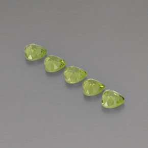 Peridoto naturale verde da  ct, a forma di cuore, VS