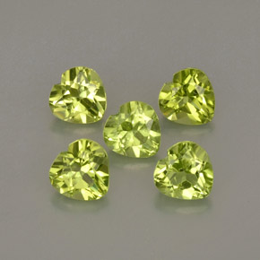 Peridoto naturale verde da  ct, a forma di cuore, VS