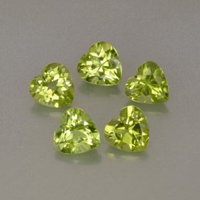 Peridoto naturale verde da  ct, a forma di cuore, VS