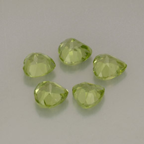 Peridoto naturale verde da  ct, a forma di cuore, VS