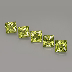 Peridoto naturale verde da  ct, quadrato, VS