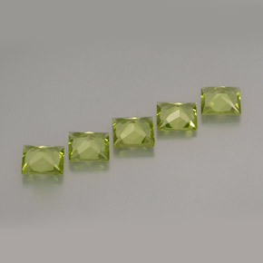 Peridoto naturale verde da  ct, quadrato, VS
