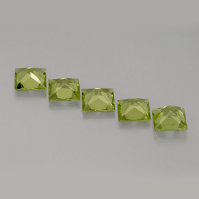 Peridoto naturale verde da  ct, quadrato, VS