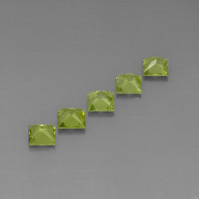 Peridoto naturale verde da  ct, quadrato, VVS-VS