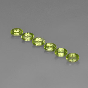 Peridoto naturale verde da  ct, taglio ovale, VVS-VS