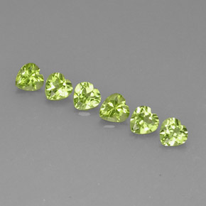 Peridoto naturale verde da  ct, a forma di cuore, VVS-VS