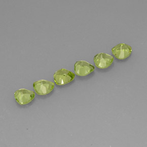 Peridoto naturale verde da  ct, a forma di cuore, VVS-VS