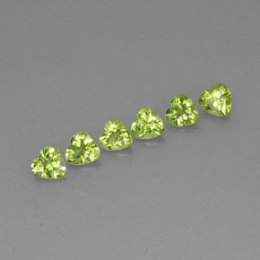 Peridoto naturale verde da  ct, a forma di cuore, VVS-VS
